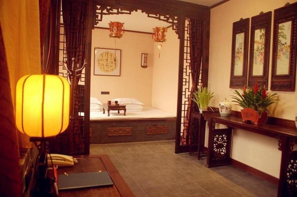 International Financier Club Hotel Пиняо Екстериор снимка